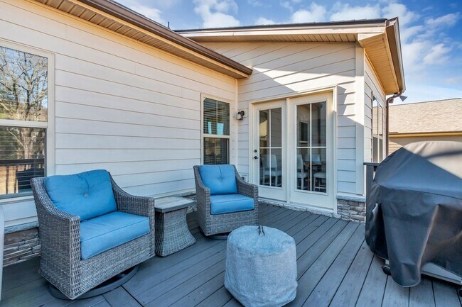 Building Photo - 6930 Wellsford Ln