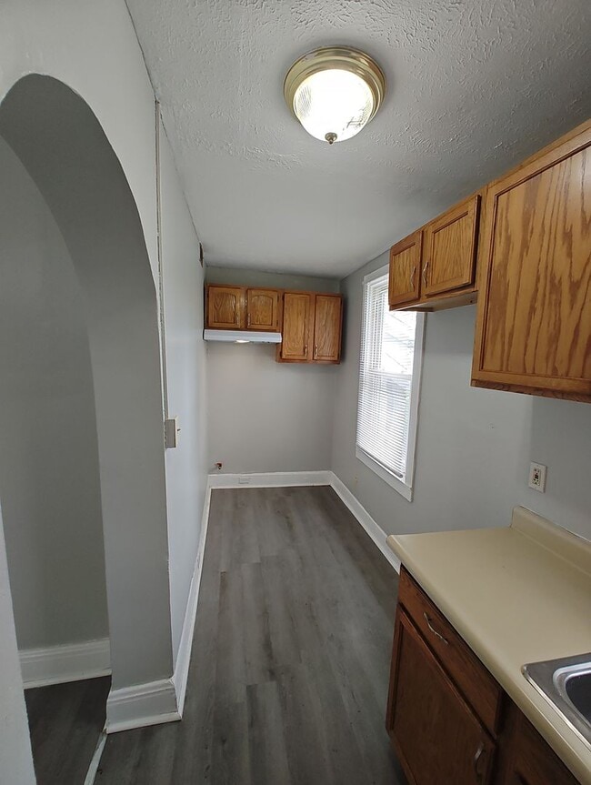 Building Photo - 1526 Dixmont Ave