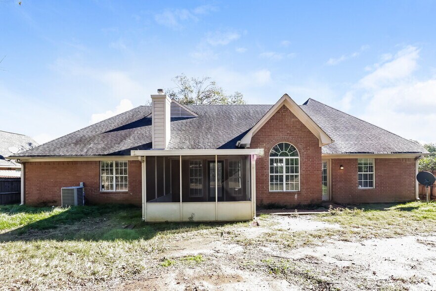 Building Photo - 7730 Shadow Fork Ln