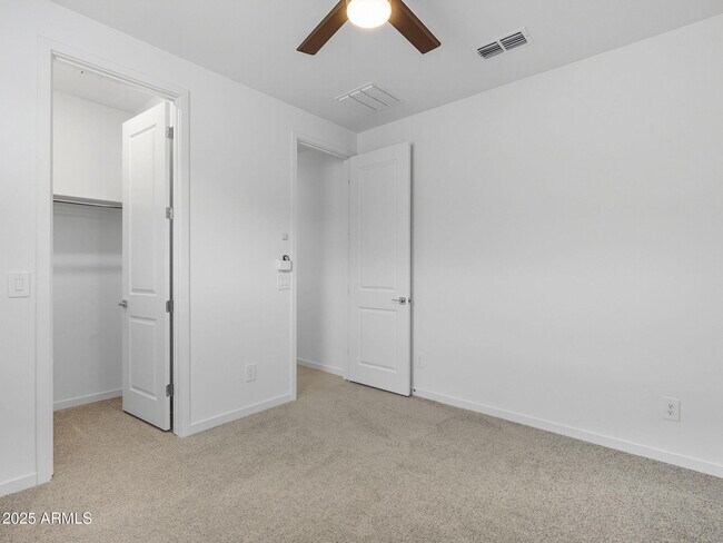 Building Photo - 3104 Bee Trl