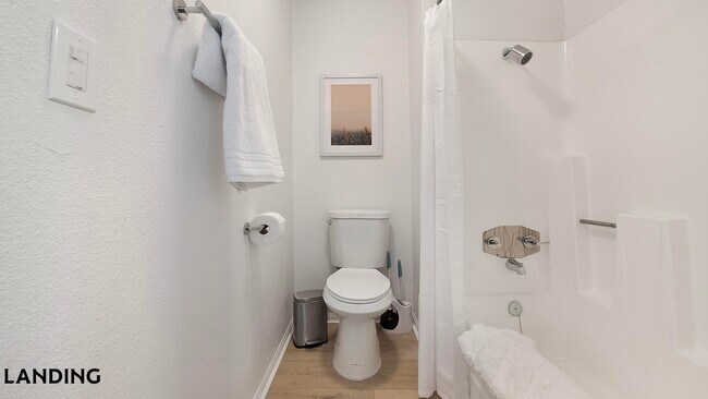 Building Photo - 1455 E Katie Ave