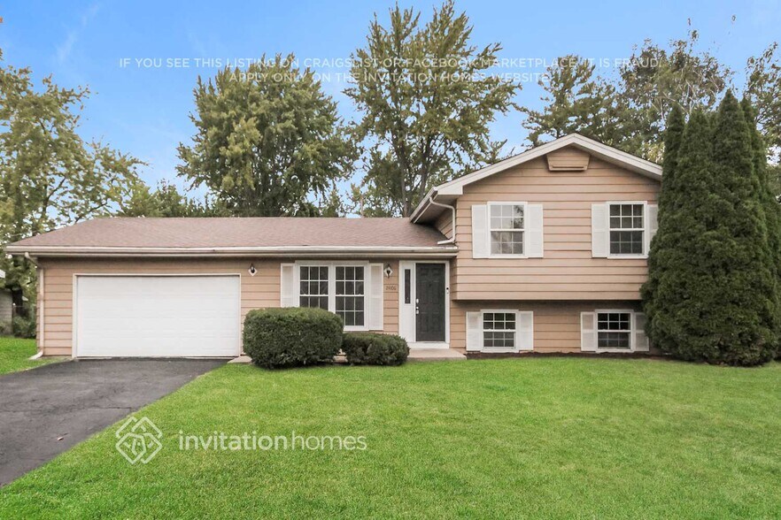 Primary Photo - 24106 W Hazelcrest Dr