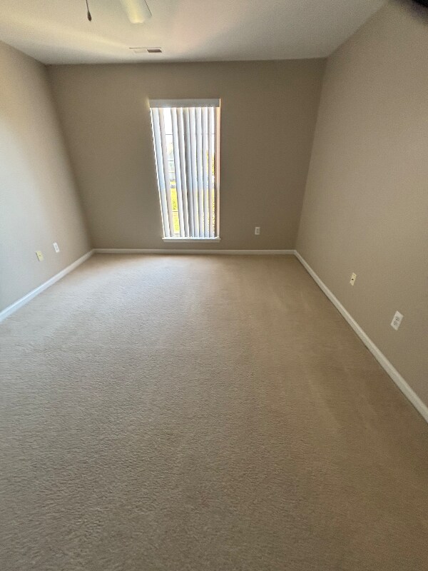 Building Photo - 1 Adler Park Dr W