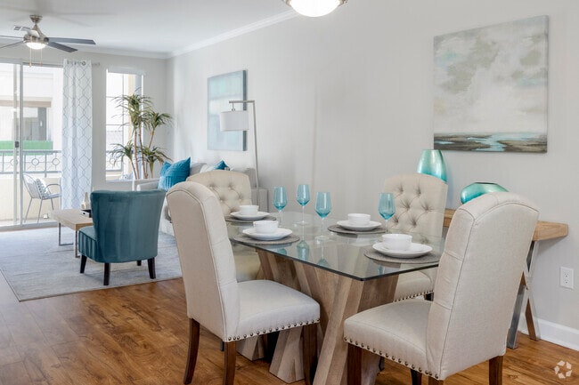 2BR, 2BA - 1,221SF - Dining Room - Palazzo Townhomes