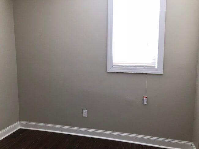 Building Photo - 96 Seaview Ave