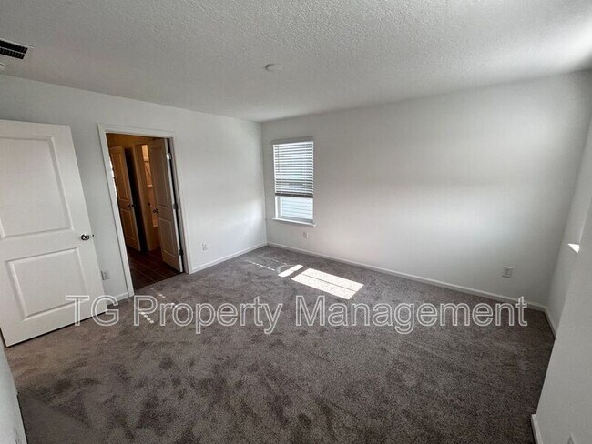 Building Photo - 6226 Mare Ave