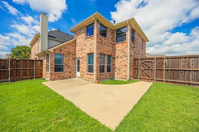 Building Photo - 11298 Bakersfield Dr