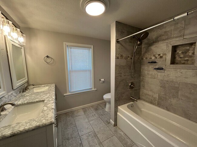 Building Photo - Stunning, Fully Updated 4 Bedroom, 2 Bath Home with Classic Charm!