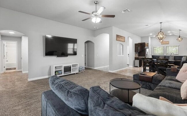 Building Photo - 15509 Boulder Dr
