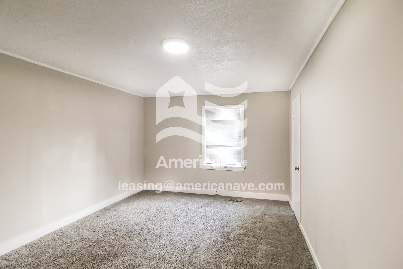 Building Photo - 2116 15th Ave