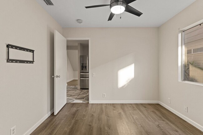 Building Photo - Pet-Friendly 4BR/3BA Home w/ Solar + Tesla Batteries in Ewa Gentry