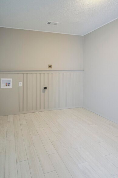 Building Photo - 7122 E LATIMER PL
