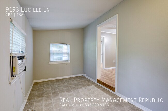 Building Photo - 9193 Lucille Ln
