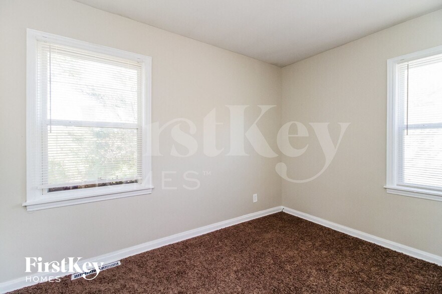 Building Photo - 12 Gambier Cir