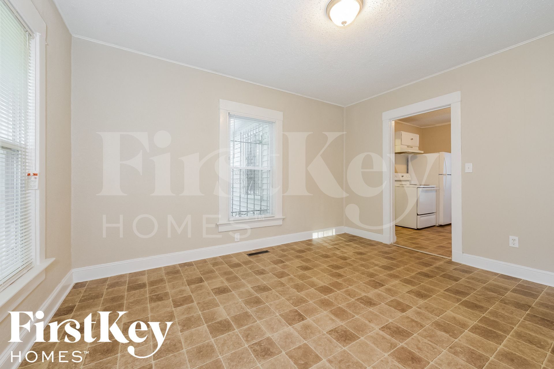 Building Photo - 2214 Quincy St