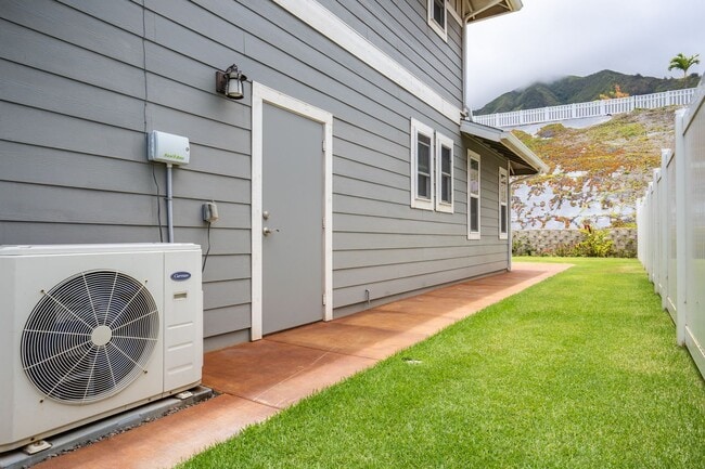Building Photo - Beautiful Designed Spacious 3 bed/2.5 Bath Home at Kehalani with Ocean Views!