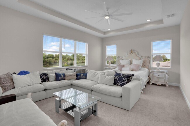 Building Photo - 15866 Orchard Dr