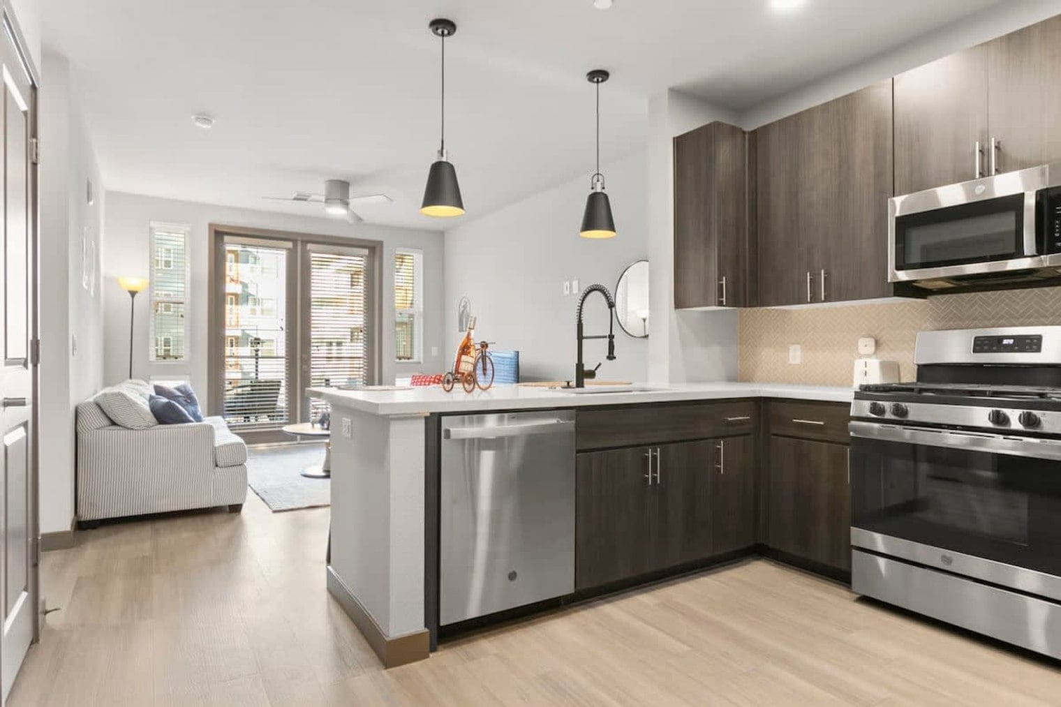 Building Photo - 400 N 2nd Ave