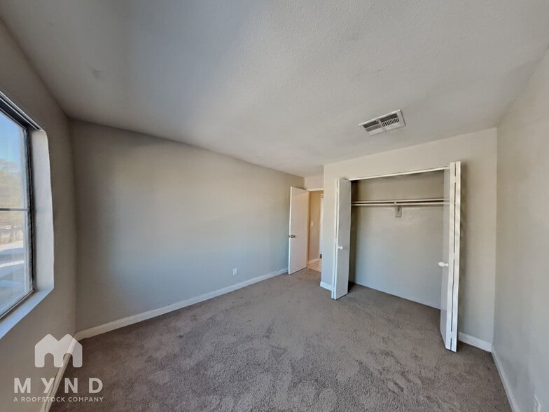 Building Photo - 8600 W Charleston Blvd