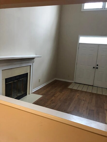 Living Room - 8600 Old Carriage Ct