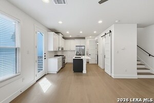 Building Photo - 311 E Evergreen St