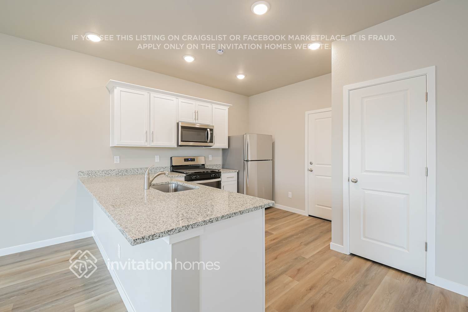 Building Photo - 7406 Green River Ave