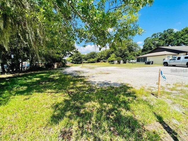 Building Photo - 979 BERKLEY ROAD Unit #4, AUBURNDALE, Flor...