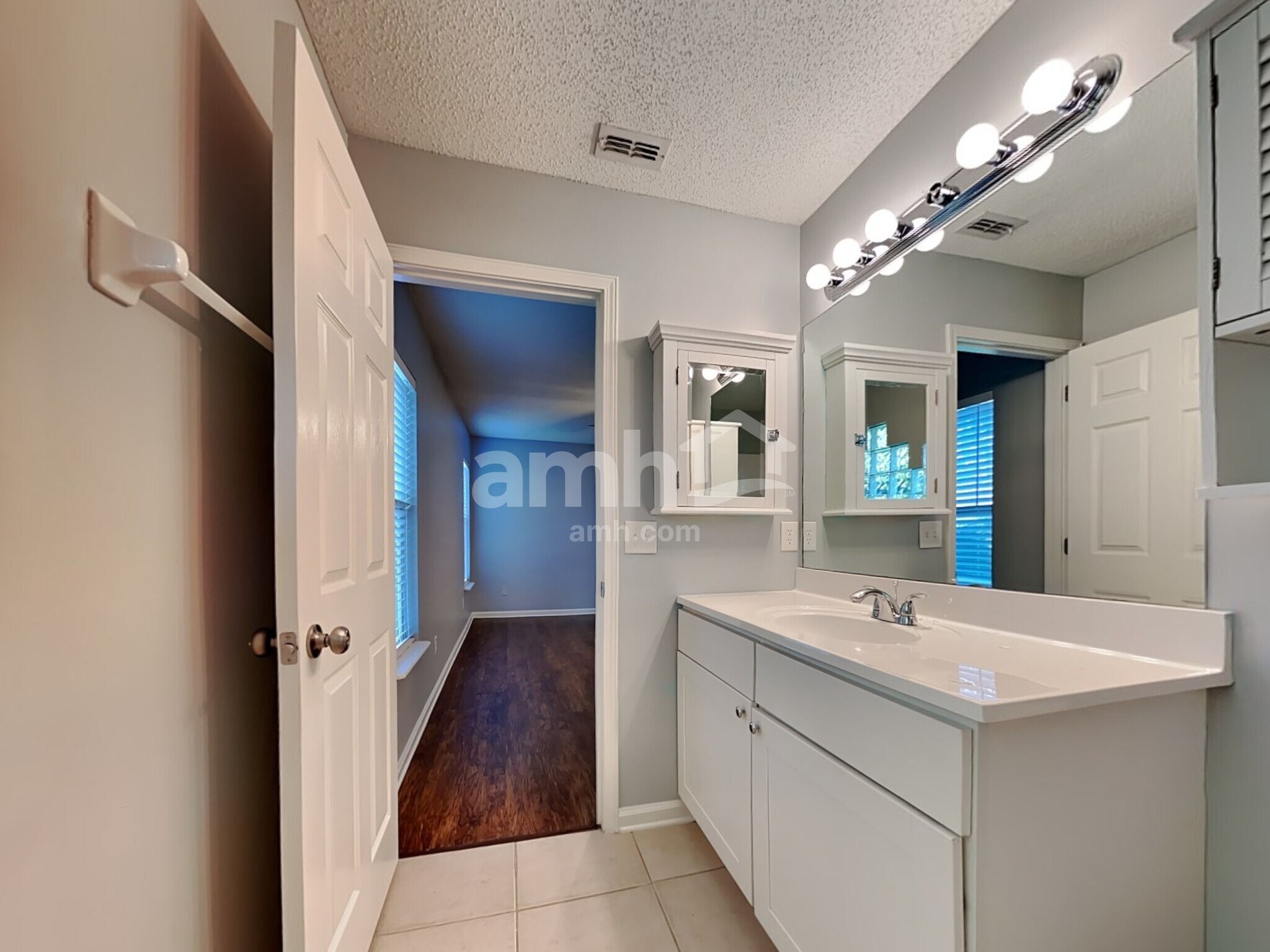 Building Photo - 3280 Fox Squirrel Dr