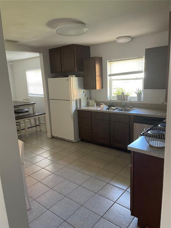 Building Photo - 1735 Moose Dr