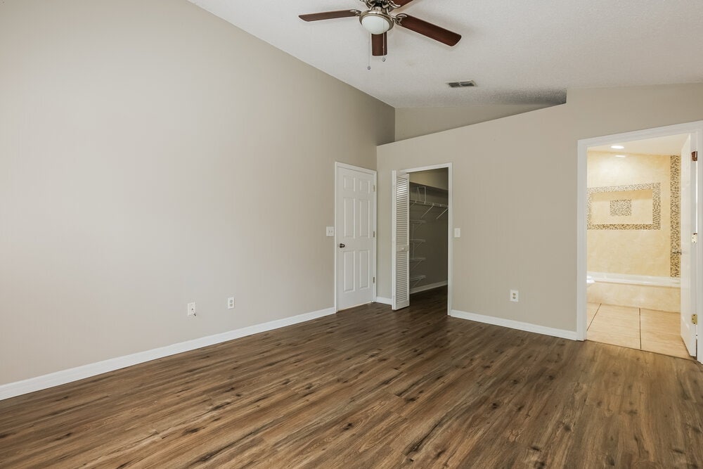Building Photo - 4007 Fontana Pl