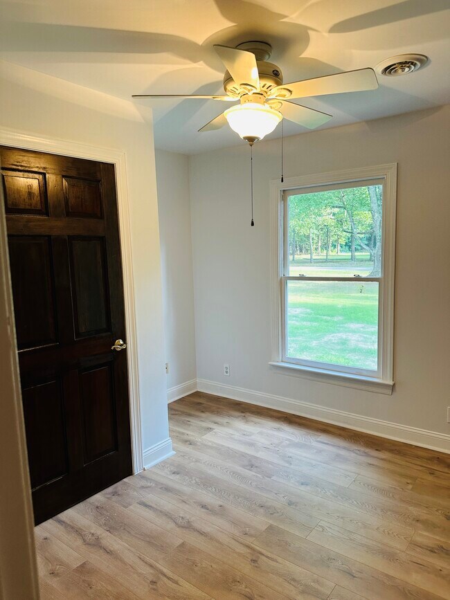 Building Photo - 8442 Wheeling Rd