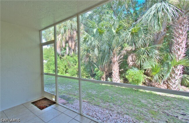 Building Photo - 2385 Naples Trace Cir