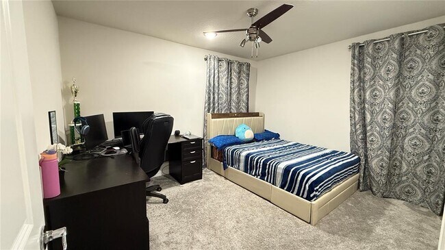 Building Photo - 4028 Diamond Dew Ln