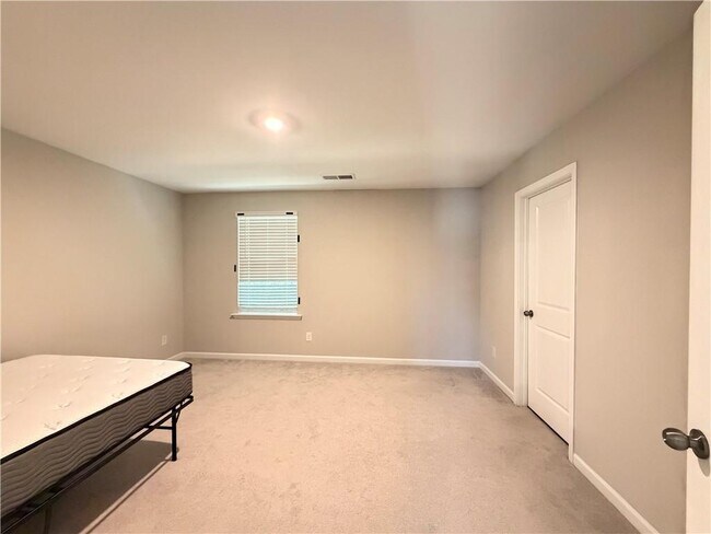 Building Photo - 223 Wynn Wy