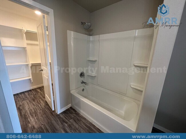 Building Photo - Incredible 3 Bedroom in North Lubbock!