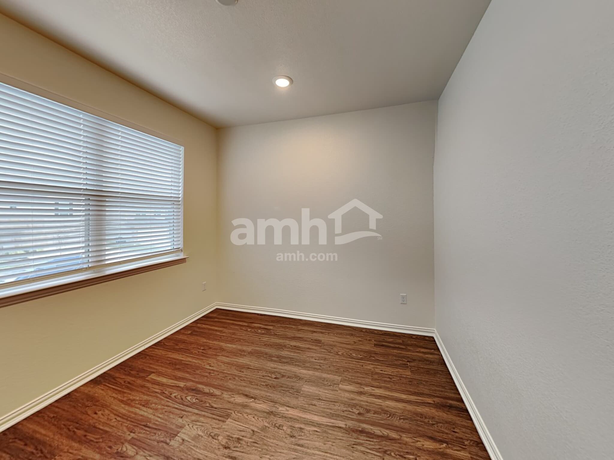 Building Photo - 175 Pebble Creek Run