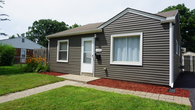 Building Photo - 34470 Stellwagen St
