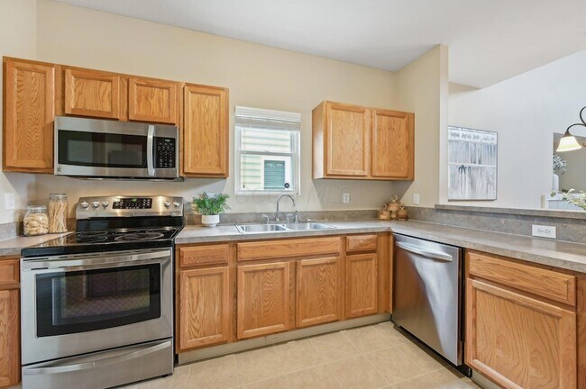 Building Photo - 3978 Summerstone Dr