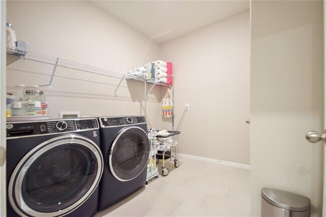Building Photo - 16926 Harvest Moon Way