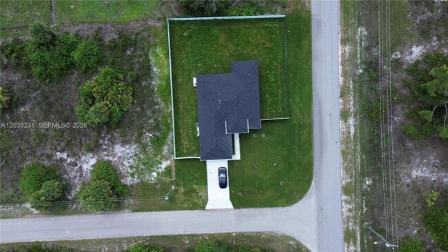 Building Photo - 1111 Gunby Ave S