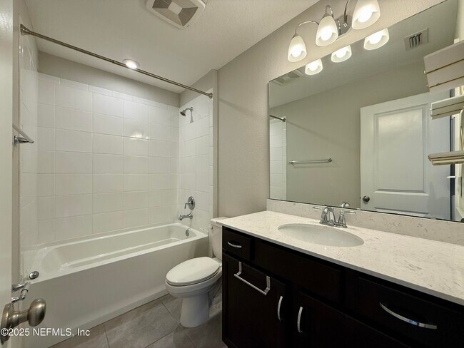 Building Photo - 505 Windwalker Dr