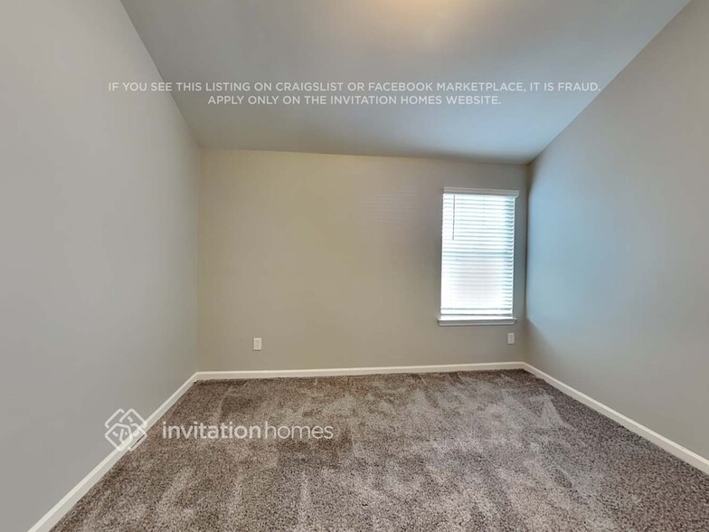 Building Photo - 2412 Cornell Cir
