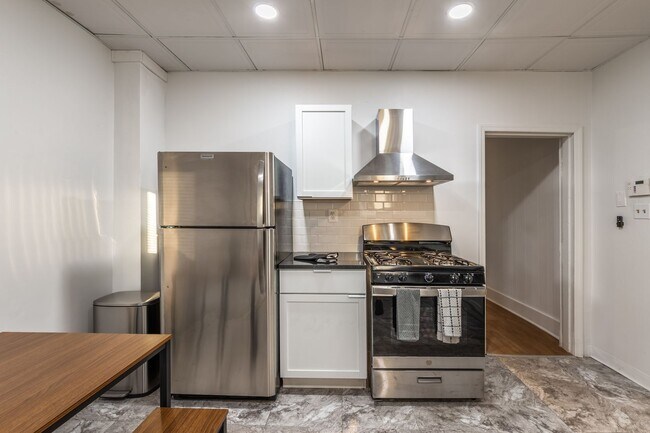 Building Photo - 519 N Euclid Ave