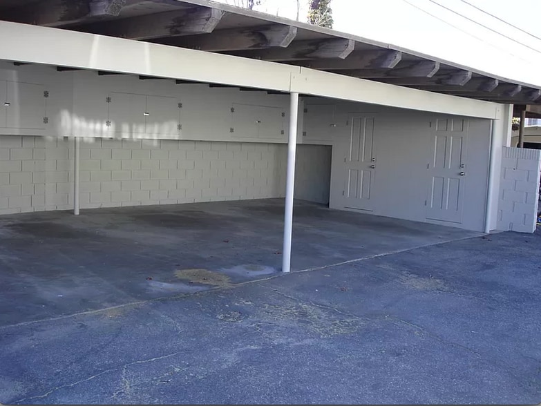 Building Photo - 3411 Helms Ave