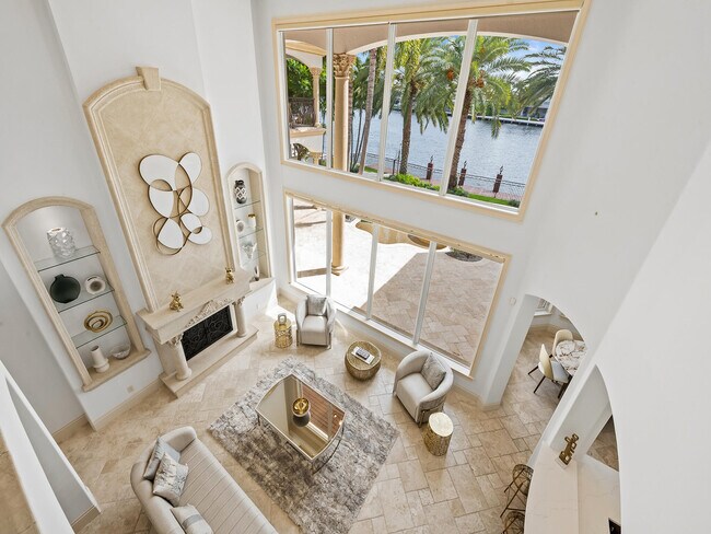 Building Photo - 639 Middle River Dr