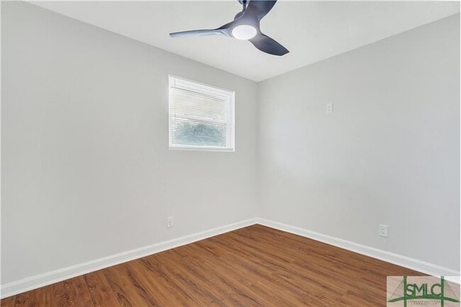 Building Photo - 206 Seminole St