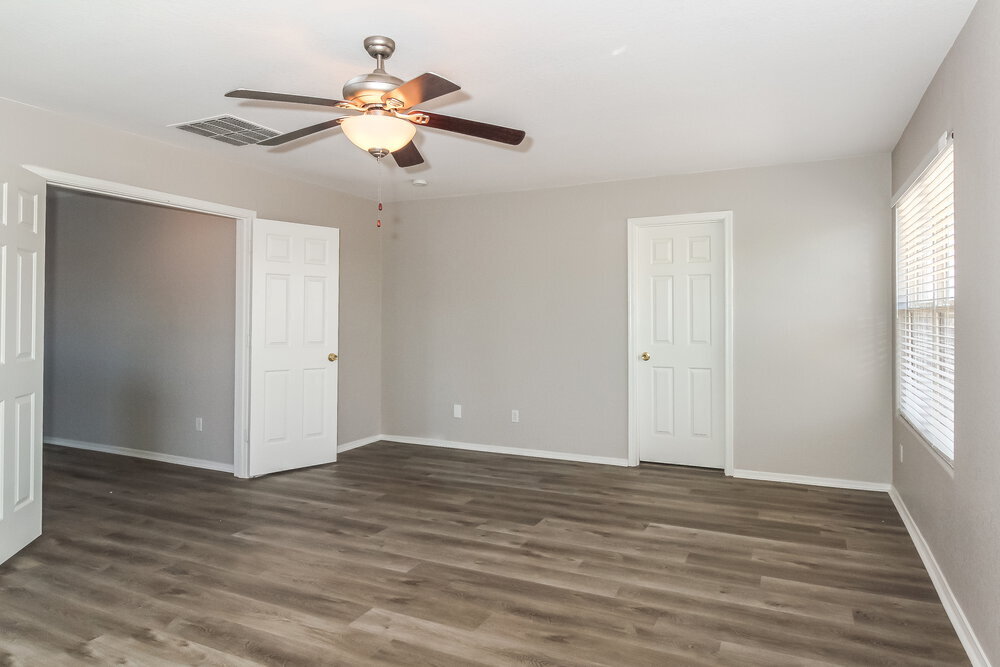 Building Photo - 13181 N Deergrass Dr