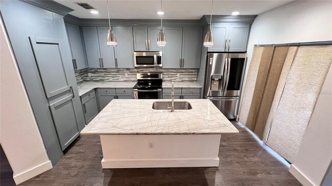 Building Photo - 6173 Apollos Corner Way