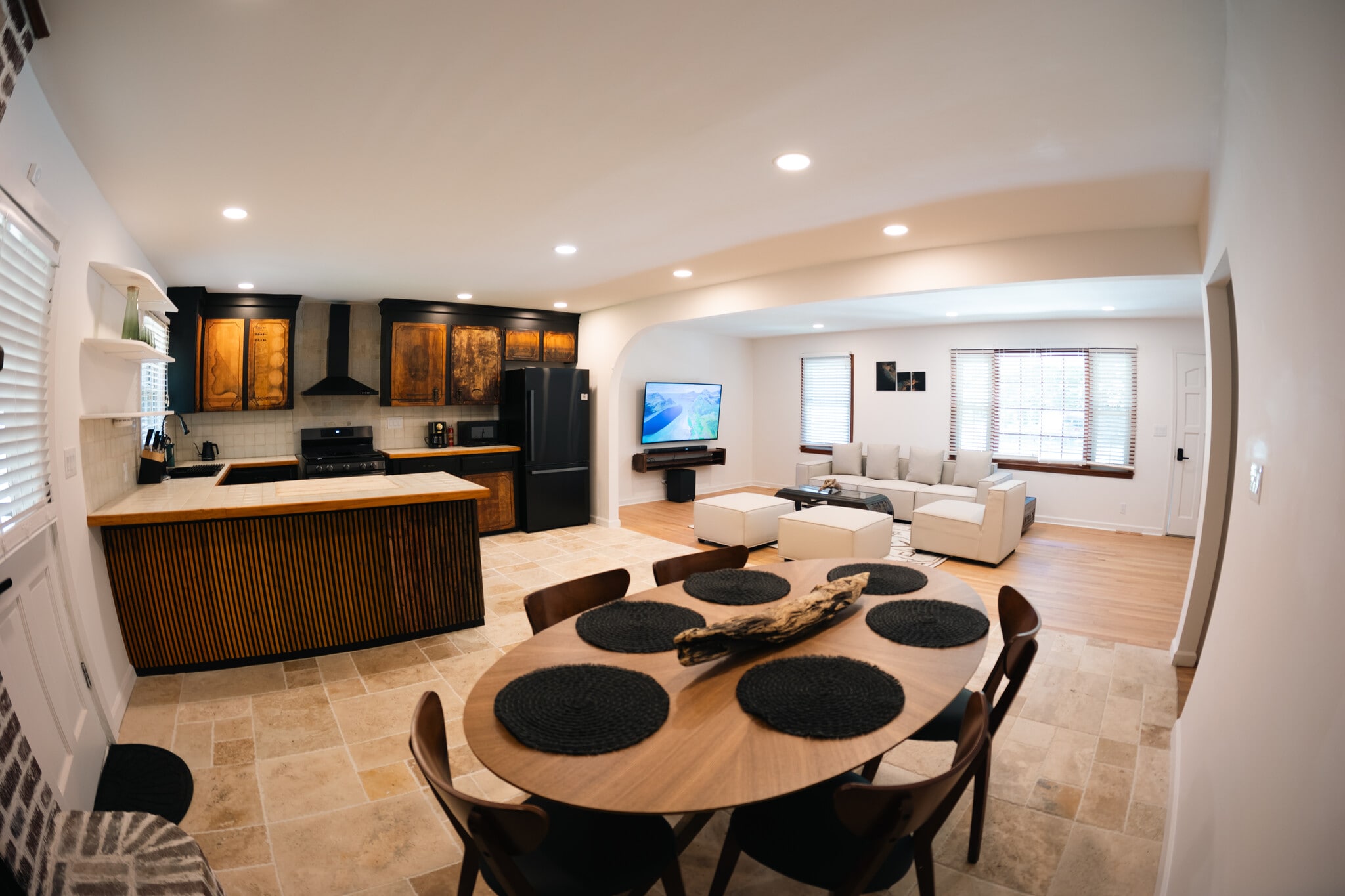 Building Photo - 1585 Secessionville Rd