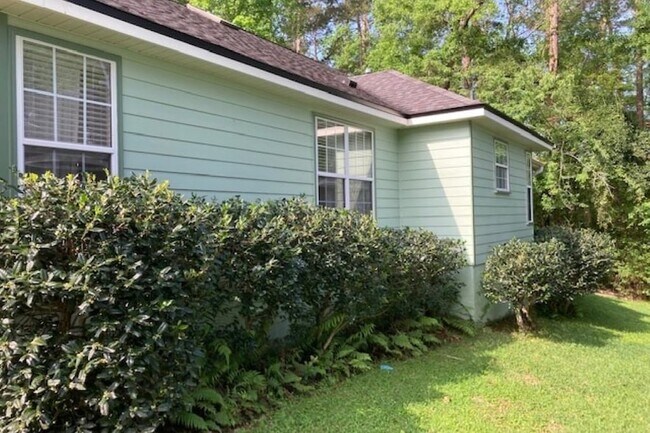 Building Photo - 8508 Hannary Cir